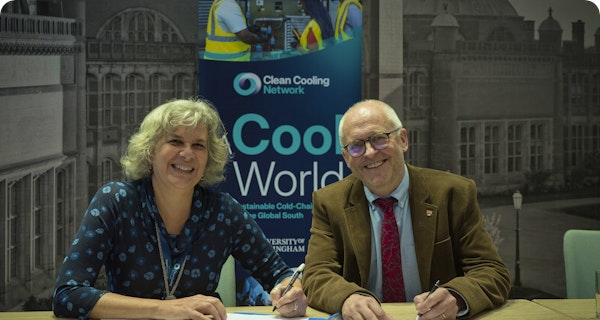 Signing MOU between IOR and ACES during Birmingham conference