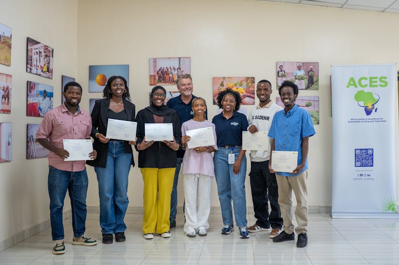 Chris de Bode and students 