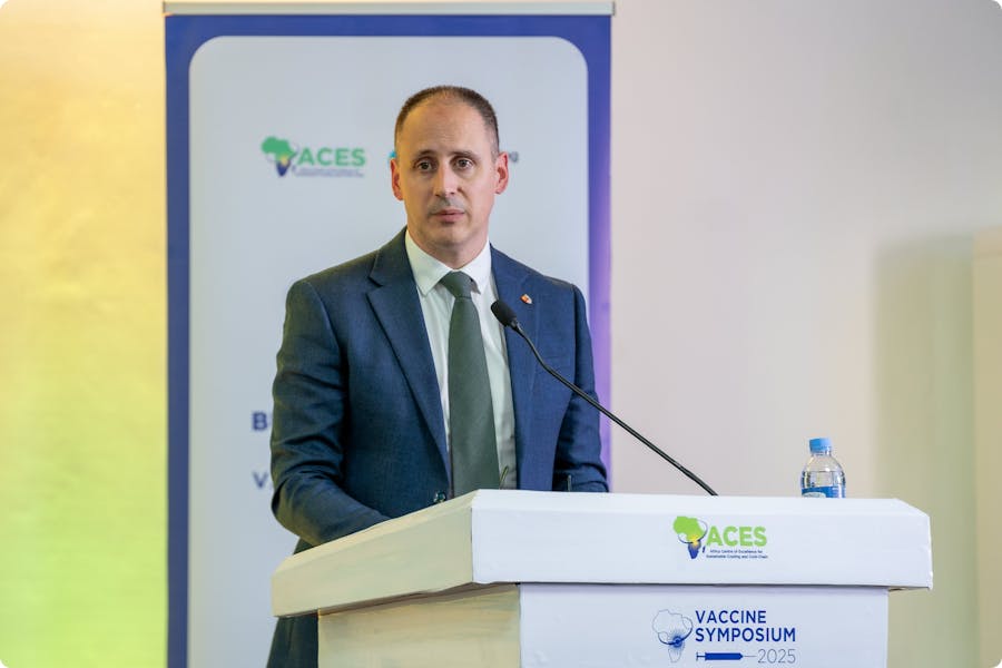  Prof. Christopher Green at the vaccine symposium